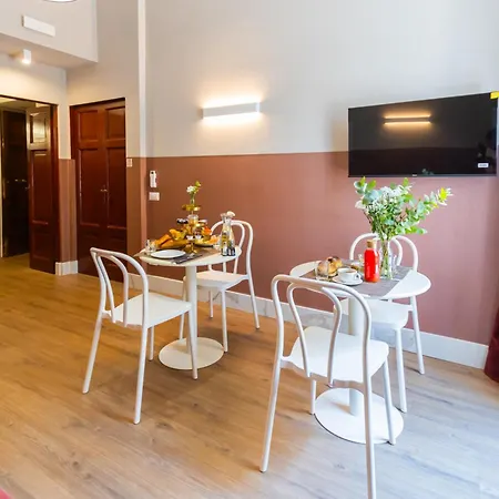 Maison Catalana Gasthuis 4*